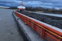 GPS-Napia-with-a-hopper-loaded-with-1500-tonnes-of-spoil-from-the-Tideway-project-e1554191683414